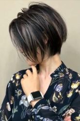 -变画·发型STUDIO