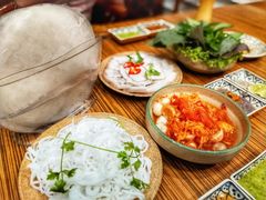 -Hoang Yen Vietnamese Cuisine