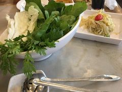 -咱屯子铁锅炖直营店(保利店)