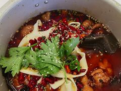 -晓彭肥肠鸡·泡椒鸡火锅(水木天地店)