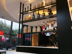 -必胜客(武汉欢乐谷店)