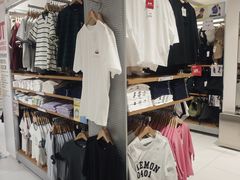 -优衣库(北京万柳华联购物中心店)