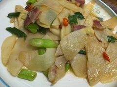 -民间瓦缸煨汤館(嵩山路店)