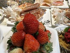 -雍容荟活帝王蟹活龙虾自助(苏宁旗舰店)