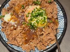 谷饲牛寿喜烧肉饭-沼津港精致料理·寿喜烧·烧鸟(龙湖南桥天街日料榜单店)