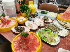 -四囍码头海鲜烧烤自助火锅(外滩南京东路悦荟广场店)
