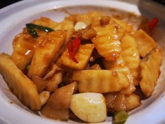 -万重锦·人文川菜馆(骡马市店)