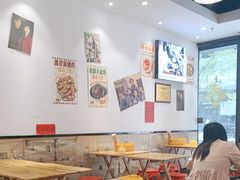 -柳州肥姨妈大骨螺蛳粉(曹路店)