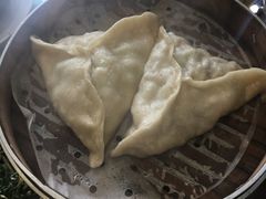 -方国老头包子·39年威海本地老字号•小船海鲜疙瘩汤