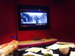 -唯爱KTV聚会餐厅(仙林东城汇店)