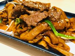 干炒牛肉河粉-避风塘(宝山万达店)