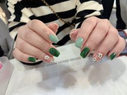 -UGIRL有个美甲