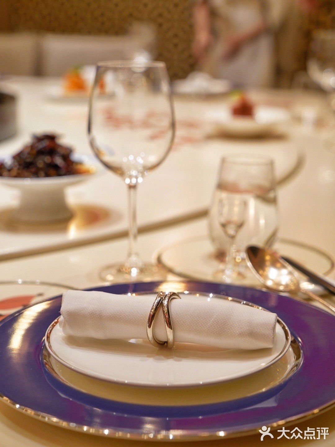 韩剧《顶楼》式生日派对🎊｜“土”到极致就是“潮”‼️