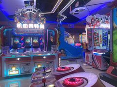 -丹尼斯7天地