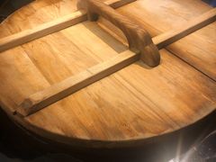 -鱼窝棚柴火铁锅炖(富山屯店)