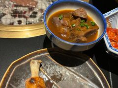 -山川小町·极番烧肉(新地假日广场店)