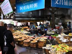 -海口骑楼小吃街