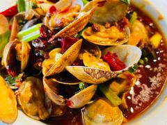 -包整·丝娃娃(一览甲秀楼风景店)