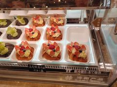 -万利隆(车站店)