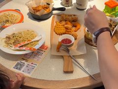 -必胜客(阿罗海店)