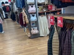 -优衣库(广州番禺万达广场店)