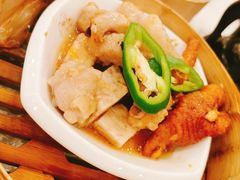 鸳鸯排骨拼凤爪-龙的酒楼·手工早茶·顺德菜(近良路店)