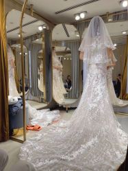 -LA GRACE高端婚纱礼服定制馆