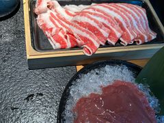 -湊湊火锅·茶憩(南京东路悦荟店)