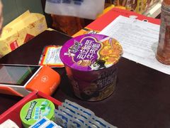 -周黑鸭(北京南站七店)