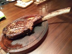 -恰餐厅及酒吧 CHAR Bar & Grill (北京丽都皇冠假日店)