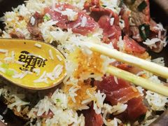 -容里煲仔饭(利丰北路店)