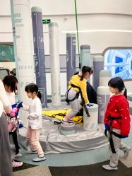 -MINI MARS 移动的空间站乐园·餐饮·派对(浦东金桥店)