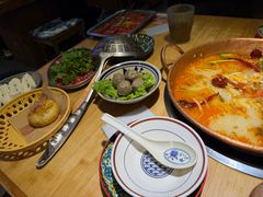 -洱火云南酸菜牛肉火锅(石景山当代商城店)