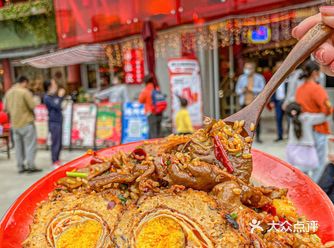 为了这家肥肠圆子蛋炒饭我愿意允远就在成都️