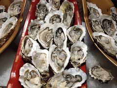 鲍鱼生蚝-东方红海鲜百汇(国际大厦店)