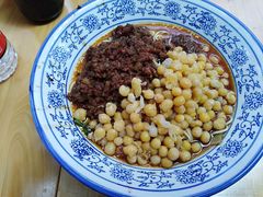 -渝之汇牛肉豌杂面