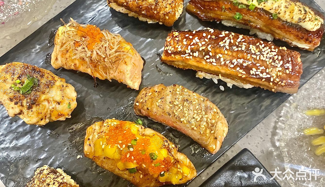 今天是请吃饭的漂亮姐姐—川派寿司🍣