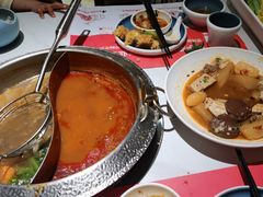 -左庭右院鲜牛肉火锅(金山万达店)