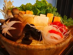 -湊湊火锅·茶憩(新中关购物中心店)