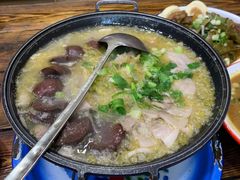 -闯关东东北农家菜(崂山石老人店)