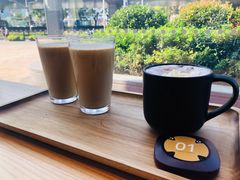 -星巴克臻选(上海合生汇1F店)