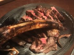 -恰餐厅及酒吧 CHAR Bar & Grill (北京丽都皇冠假日店)