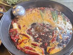 -黄潇洒老火锅(九眼桥宏济巷店)