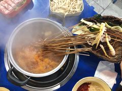 -马路边边·成都串串(翠柏路店)
