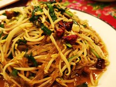 -闯关东东北农家菜(崂山石老人店)