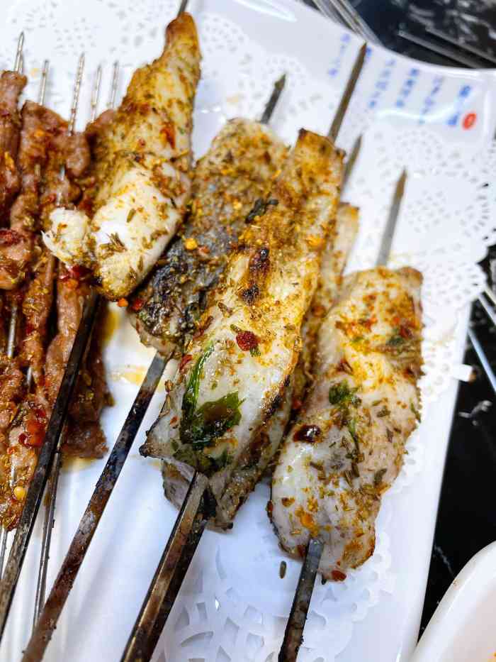 延长烤肉-"路过老公被吸引了,我们坐在外面,晚上很有.