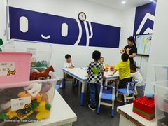 -百变天才机器人编程中心·信奥·无人机·科技特长生(金田广场店)
