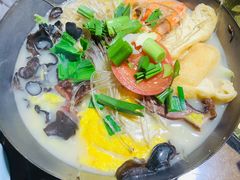 -陈生记黑鱼馆·20年活鱼现杀(宁波鼓楼店)