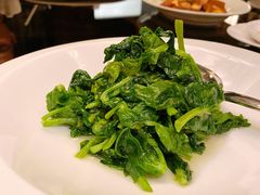 五粮液炒豆苗-北京四季酒店·采逸轩