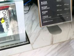 -UNI UNI(环亚凯瑟琳店)